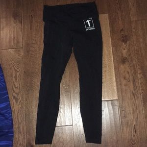 1st Phorm black leggings